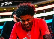 爱游戏平台-球队主帅辞职，选秀探花球员崛起领队球队新赛季的简单介绍