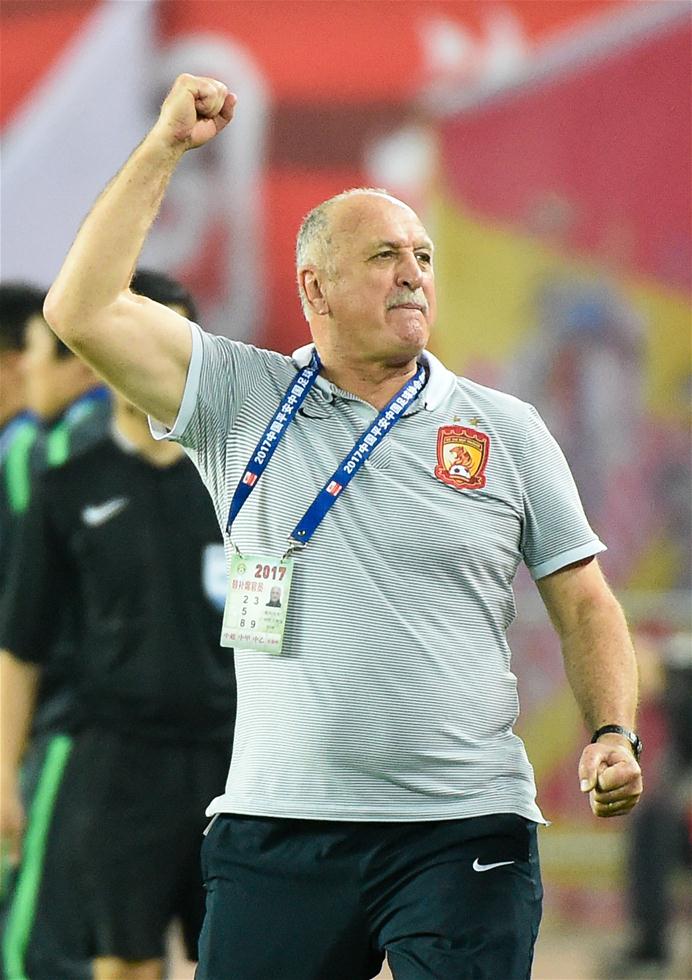 包含广州队在中超中打出爆冷,被誉为教练席炸锅的词条 包含广州队在中超中打出爆冷,被誉为教练席炸锅的词条