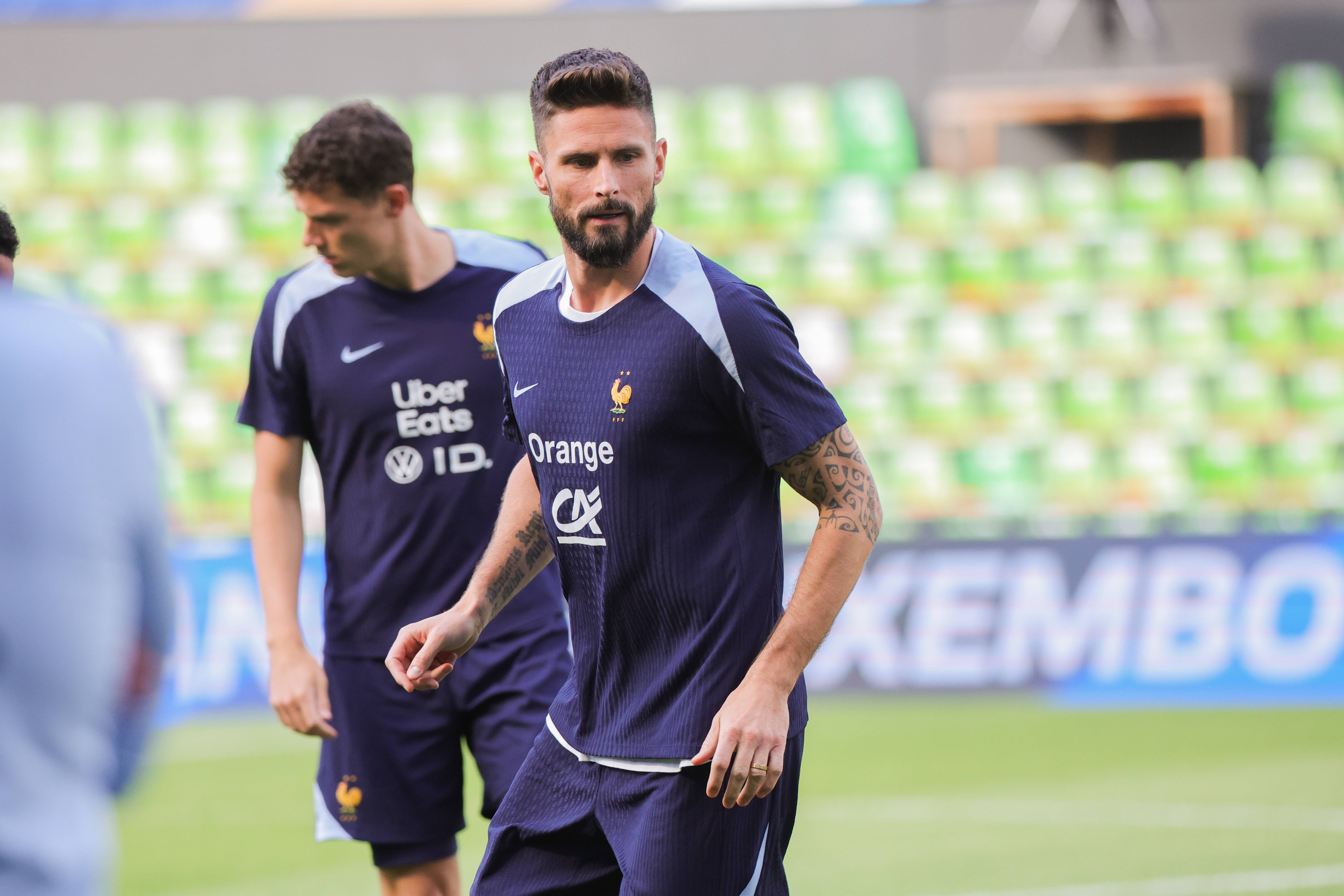 法国队大比分胜利,成功晋级半决赛 法国队大比分胜利,成功晋级半决赛