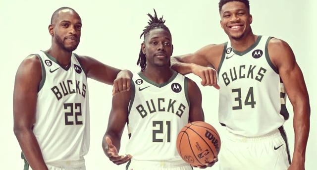 老鹰队与雄鹿队的精彩比赛让人印象深刻 老鹰队与雄鹿队的精彩比赛让人印象深刻