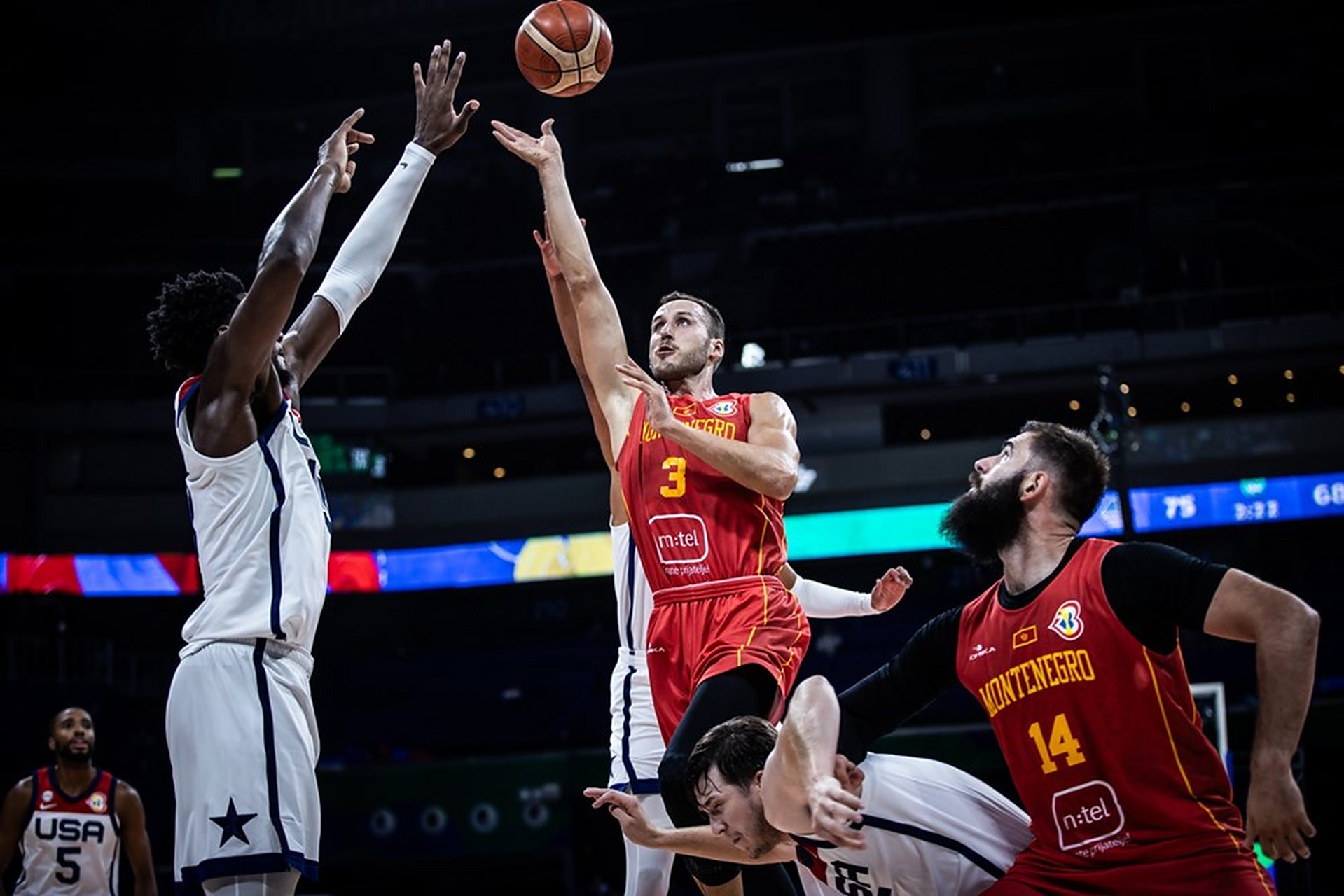 世界杯预选赛:墨西哥力克美国的简单介绍 世界杯预选赛:墨西哥力克美国的简单介绍