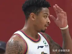 普利茅斯出人意料取胜,获得意外胜利 普利茅斯出人意料取胜,获得意外胜利