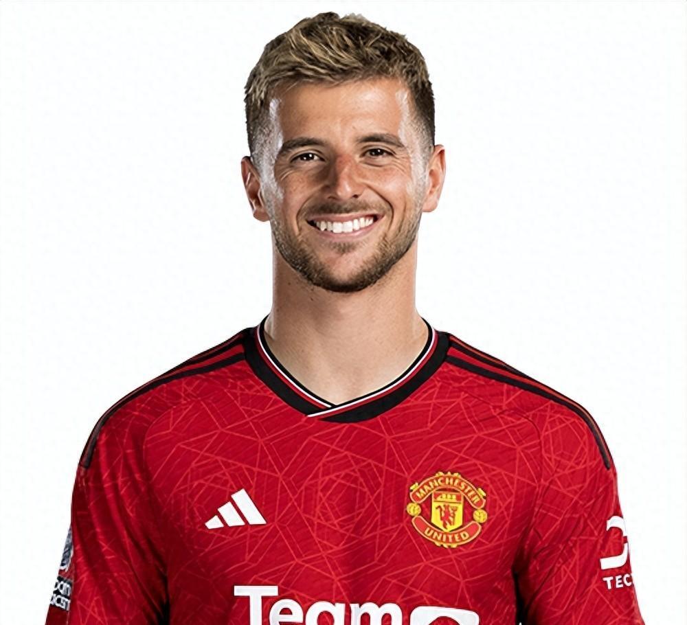 曼联青训新星披挂拜仁慕尼黑战装备红发魔兽 曼联青训新星披挂拜仁慕尼黑战装备红发魔兽