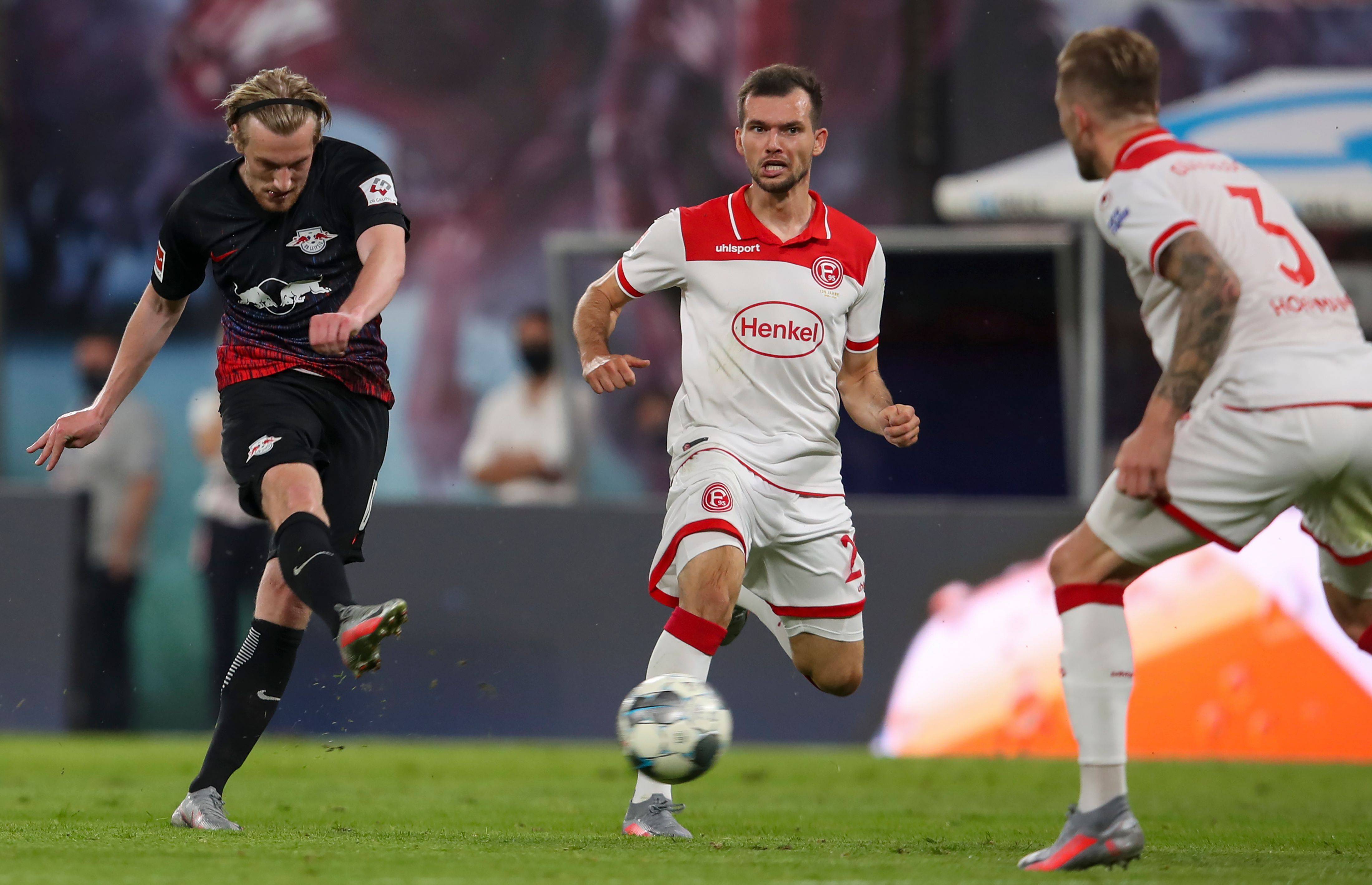 拜仁慕尼黑领头羊的位置受到威胁 拜仁慕尼黑领头羊的位置受到威胁