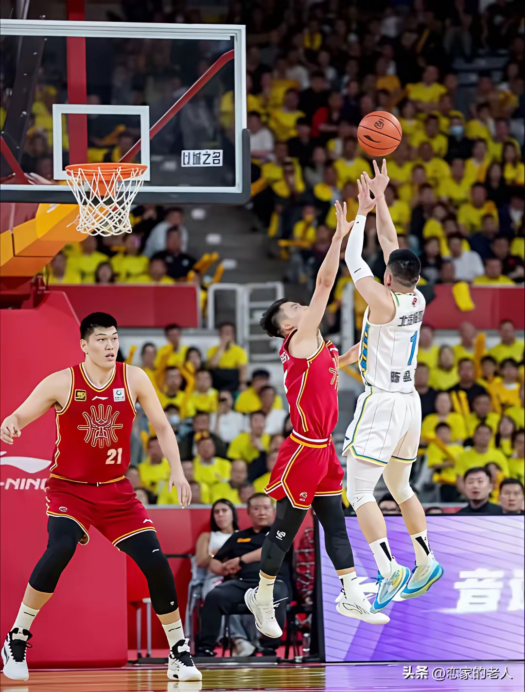 球队备战全力冲刺新赛季CBA联赛