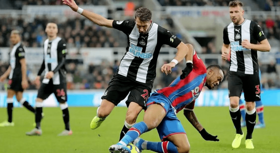 包含深圳佳兆业势不可挡，主场赢得比赛的词条