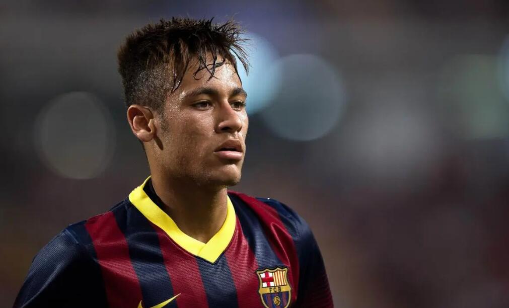 巴黎圣日耳曼前锋内马尔为球队贡献制胜进球