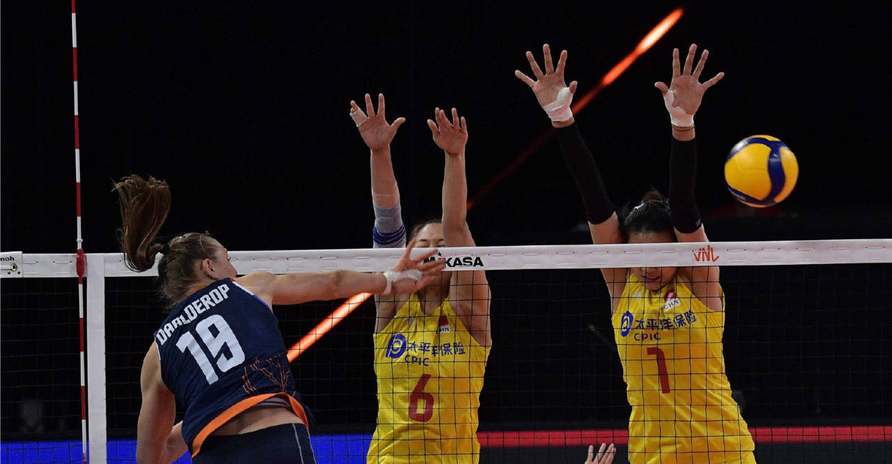 变幻莫测的比赛，双方拼尽全力的简单介绍