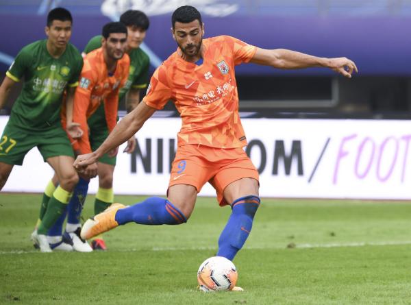 鲁能主场战平,球队迎来困难时刻 鲁能主场战平,球队迎来困难时刻