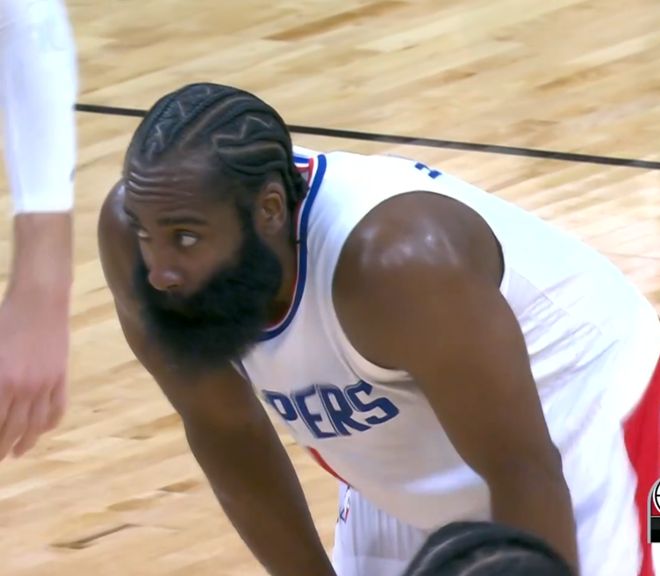 太阳大胜快船,布克轰下42分 太阳大胜快船,布克轰下42分