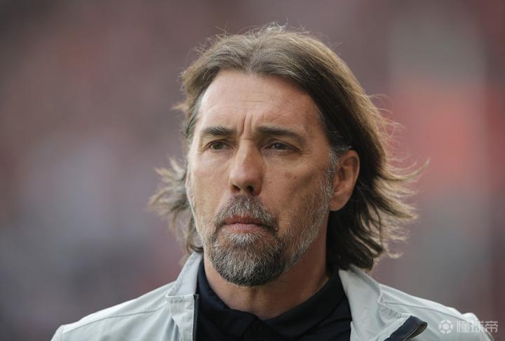 关于施魏因施泰格主罚任意球，为云达不莱梅扳平比分的信息