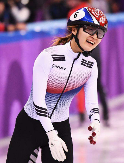 韩国运动员闪耀赛场,夺得多面奖牌 韩国运动员闪耀赛场,夺得多面奖牌