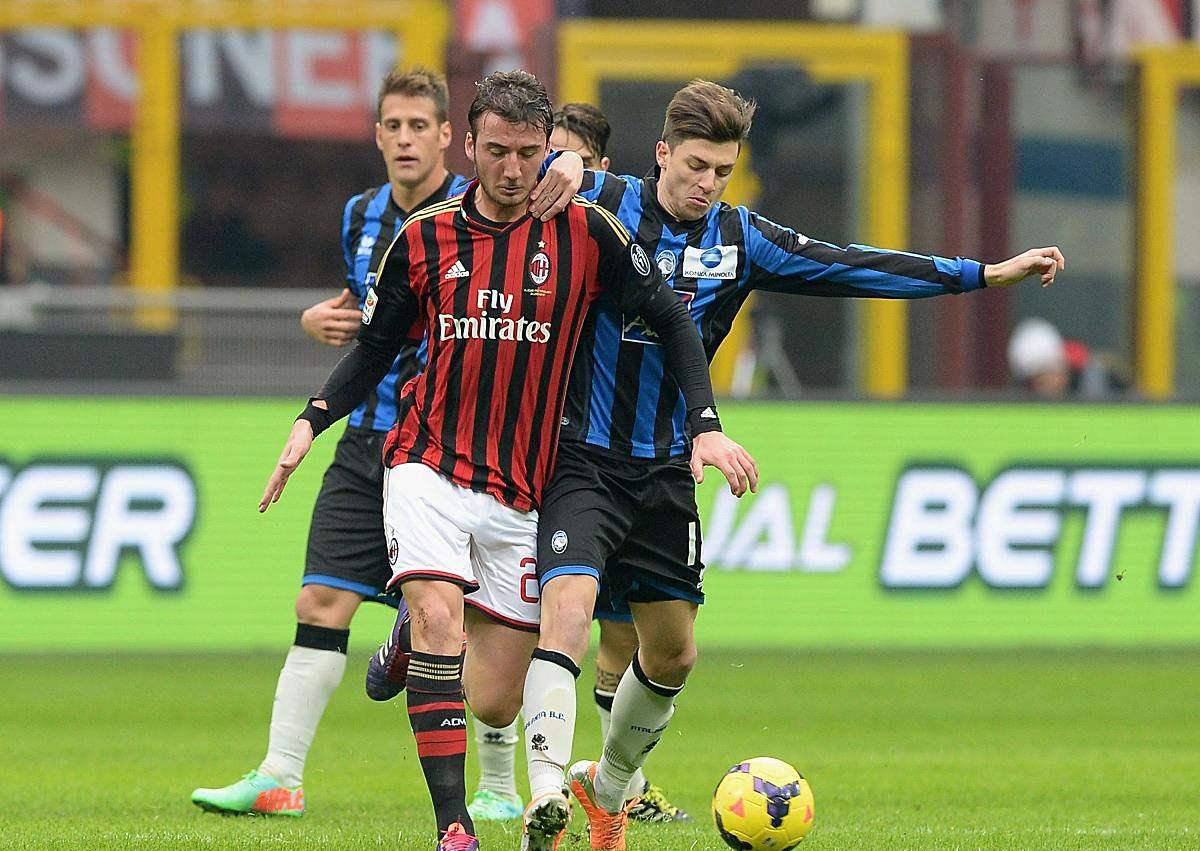 关于AC米兰客场告捷,继续保持不败纪录的信息 关于AC米兰客场告捷,继续保持不败纪录的信息