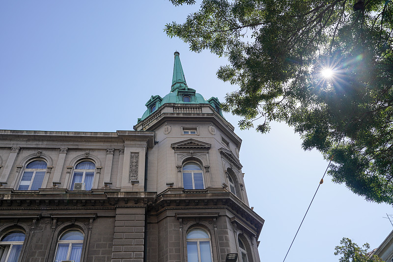 贝尔格拉德王宫尴尬颓势 贝尔格拉德王宫尴尬颓势