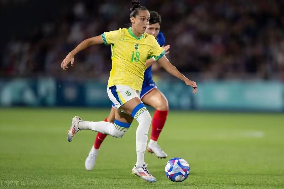 女足名将刷新个人记录，备战国际赛事备受期待的简单介绍