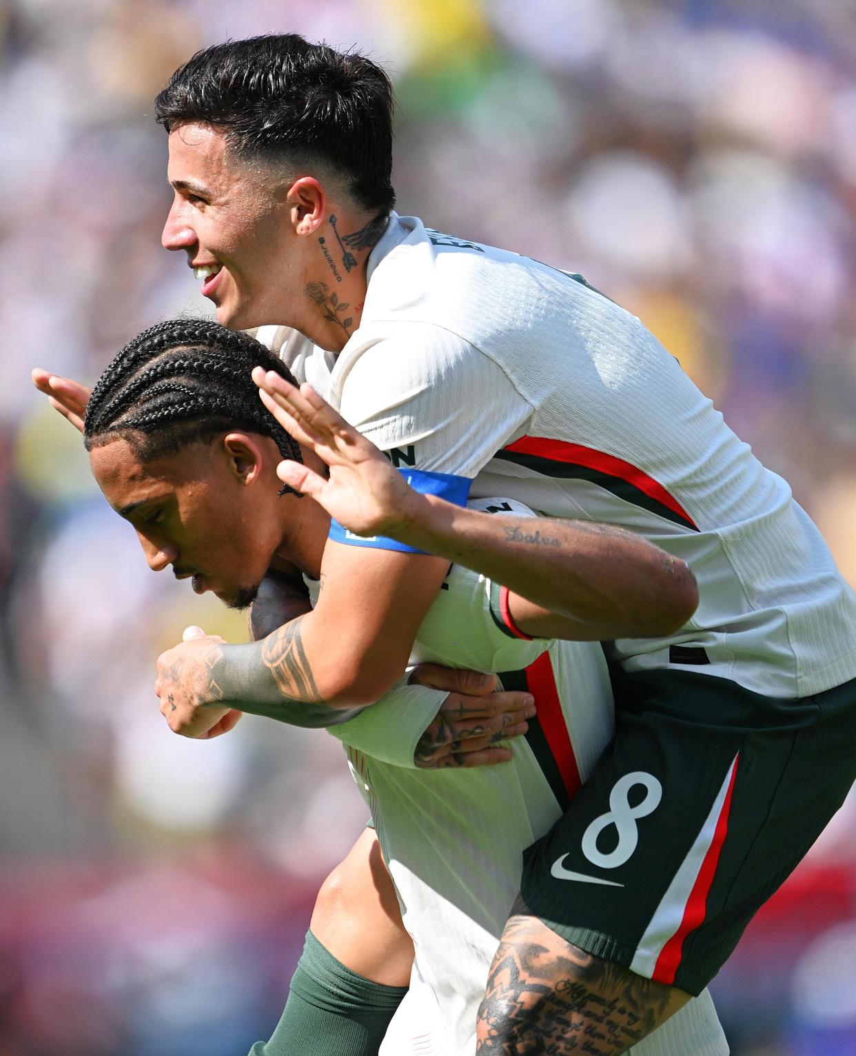 切尔西逆转晋级，表现令人瞩目